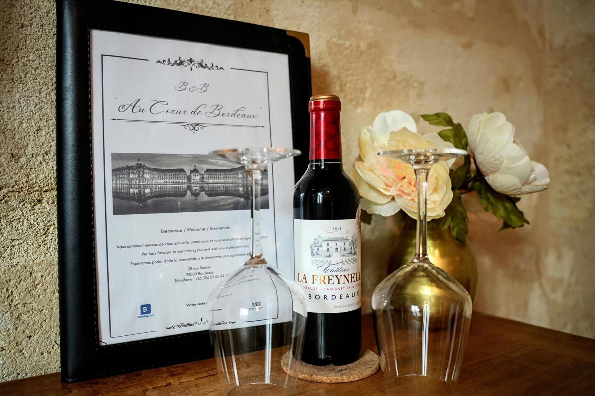 Au Coeur De Bordeaux B&B Eksteriør billede